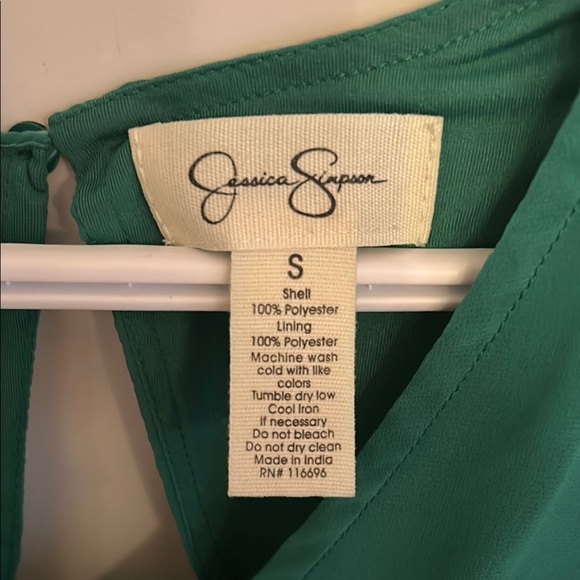 Jessica Simpson Green Pleated V-Neck  Dress with Bishop Sleeves - Picture 4 of 6